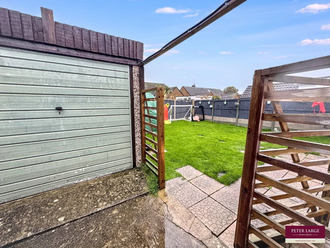 The Broadway, Abergele, LL22, photo 13