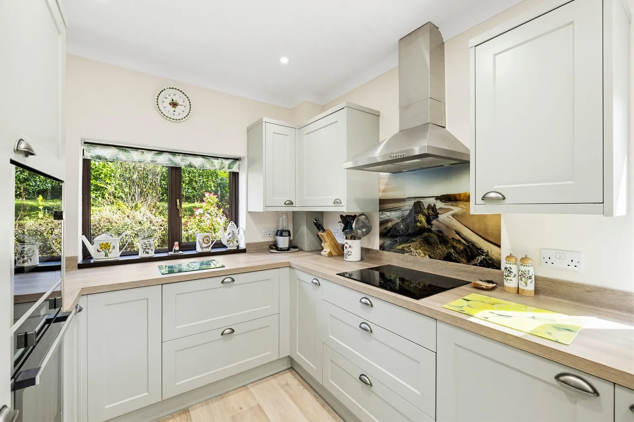 Nant Arian, Alltwen, Pontardawe, SA8 3AY, photo 4