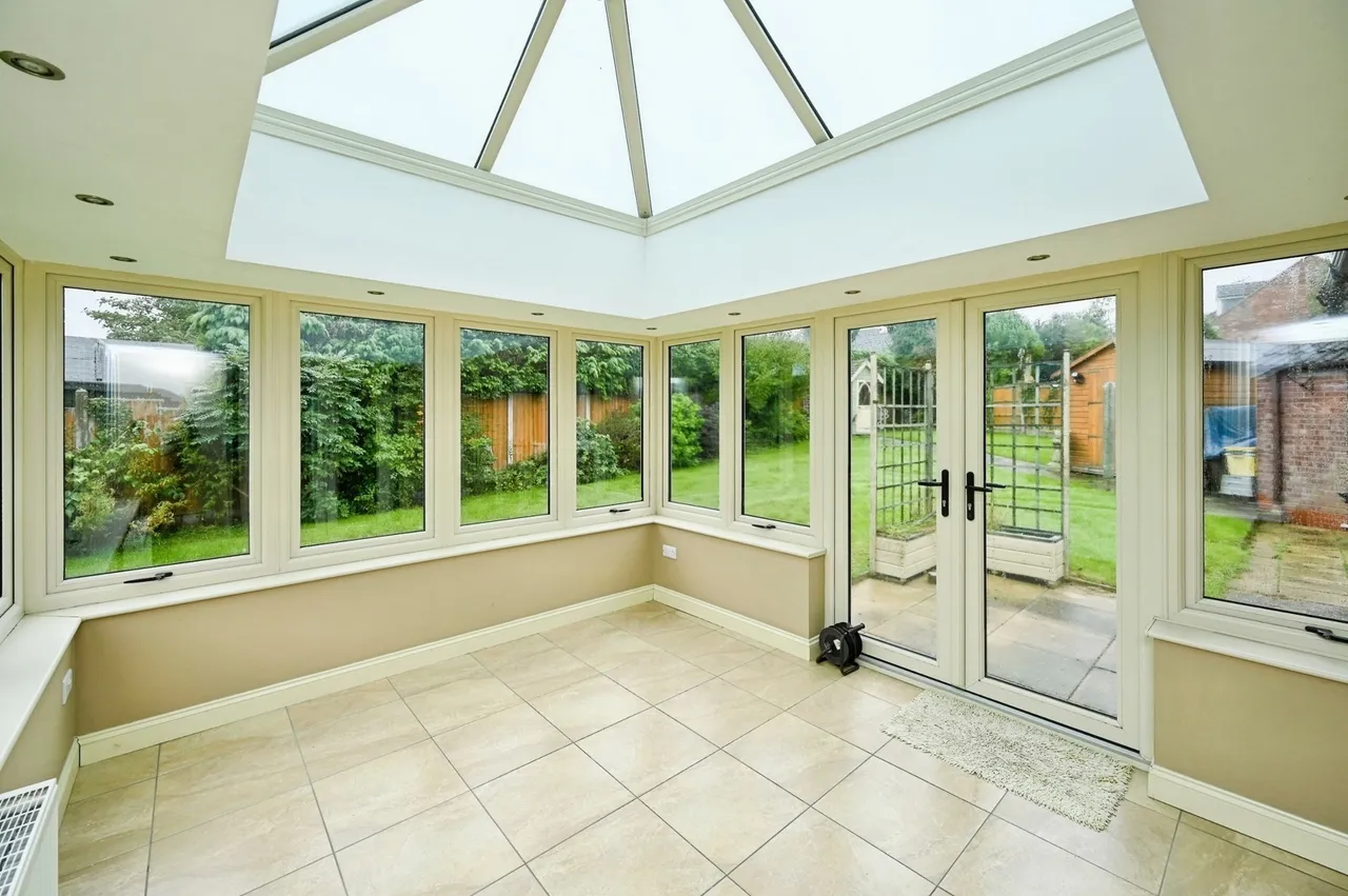Hardstaff Close, Kirkby-in-Ashfield, NG17, photo 3