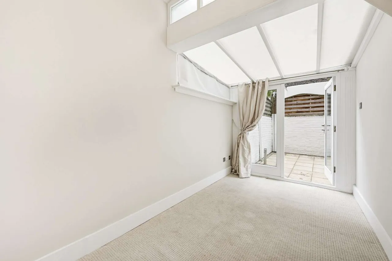 Alderney Street, Pimlico, SW1V, photo 8