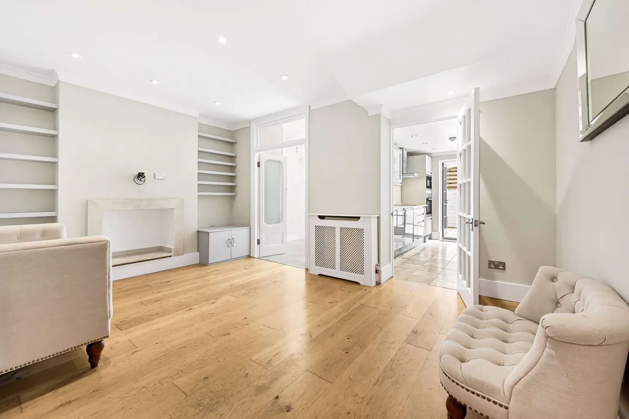 Alderney Street, Pimlico, SW1V, photo 3