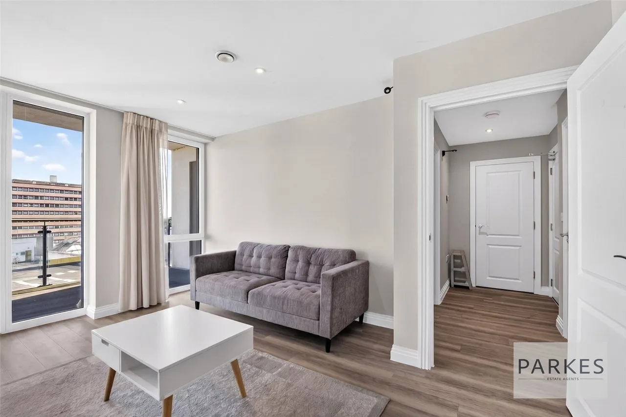 Harefield Road, Uxbridge, UB8 1GW, photo 9