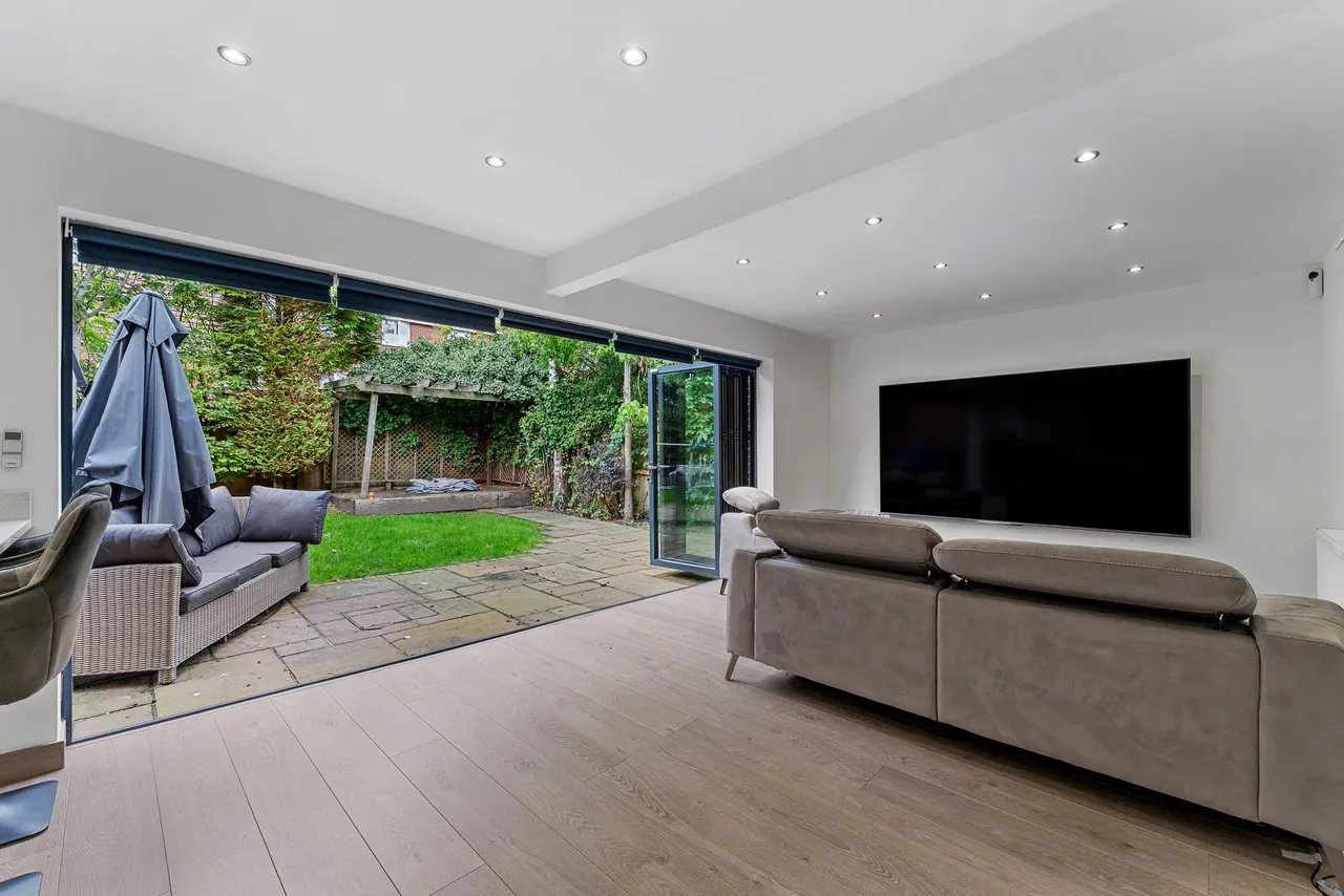 Hunts Field Close, Lymm, photo 6