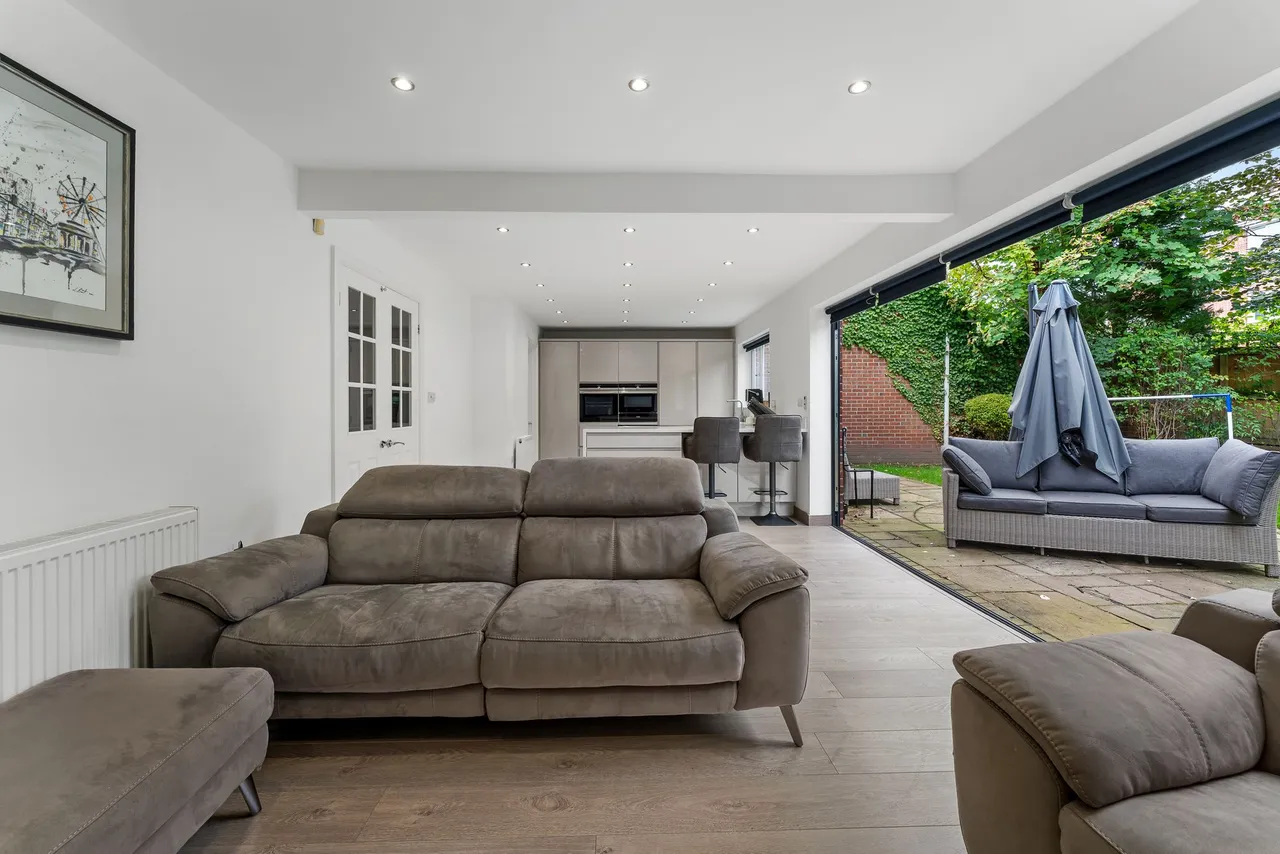 Hunts Field Close, Lymm, photo 5