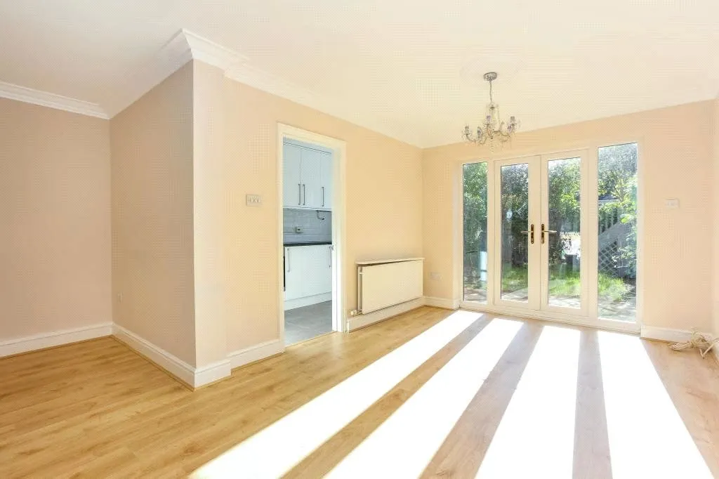 Guards Court, Sunningdale, Berkshire, SL5 0ES, photo 4