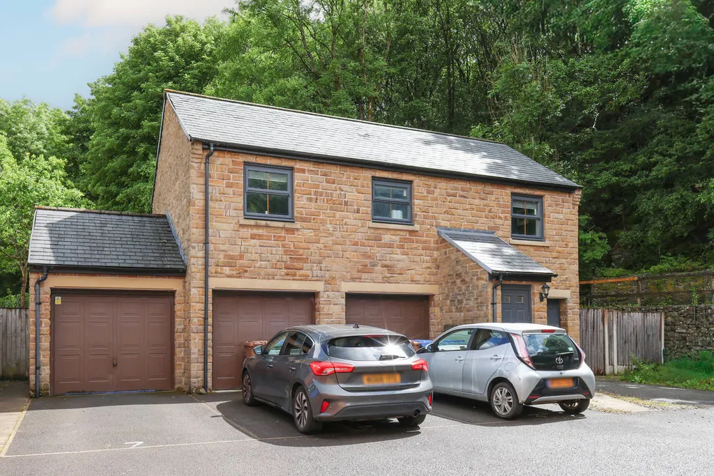 Coal Bank Fold, Rochdale OL11 5NQ, photo 14