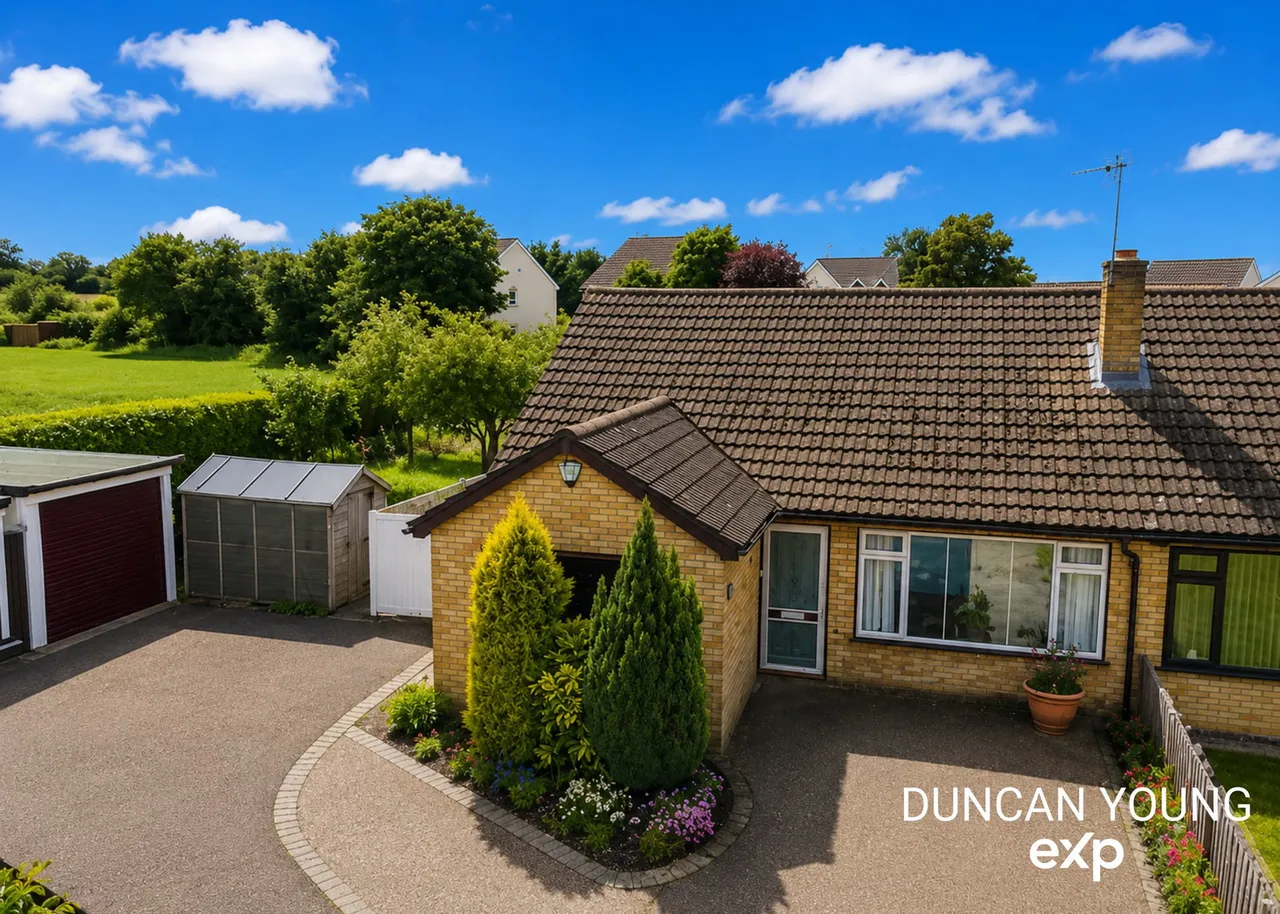 3 bed house for sale, Blenheim Grove, Offord D'Arcy, PE19