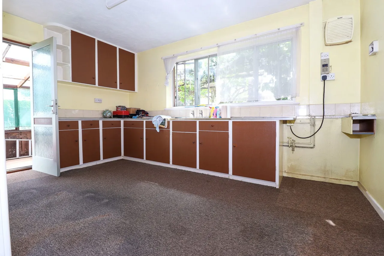 Blenheim Grove, Offord D'Arcy, PE19, photo 10