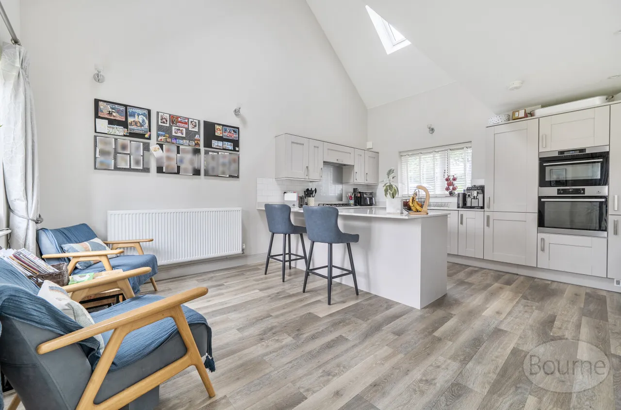 Gratton Chase, Dunsfold, GU8, photo 5