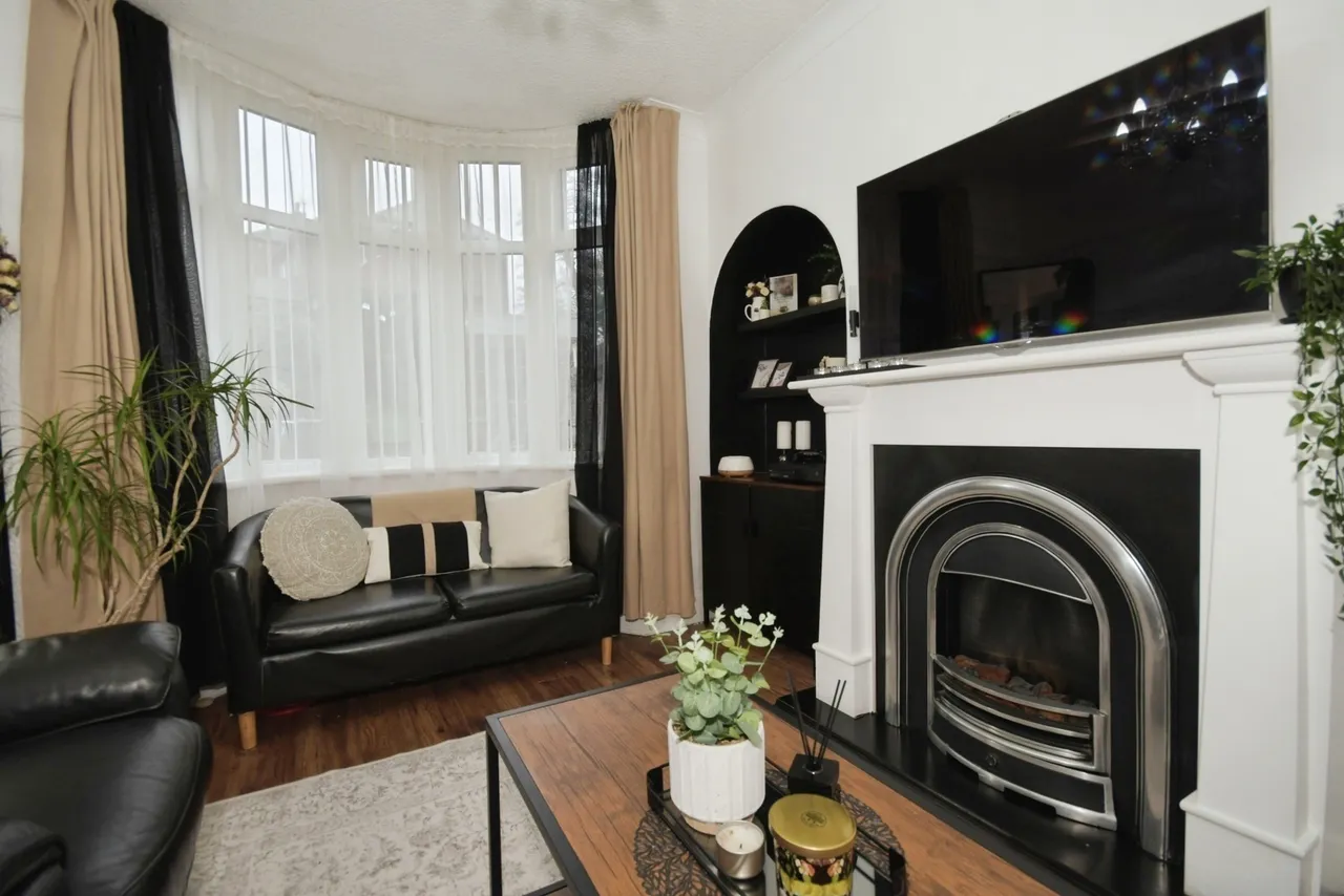Hereward Road, SHEFFIELD, South Yorkshire, S5, photo 2