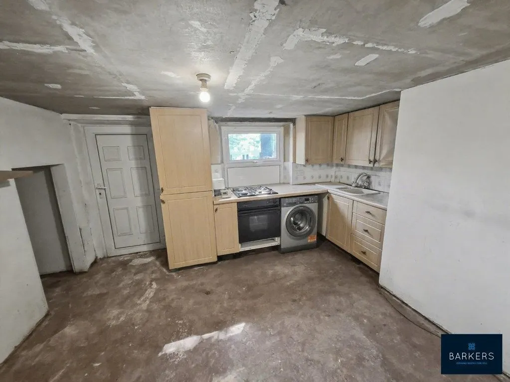 Maxwell Avenue, Batley WF17 7LJ, photo 7
