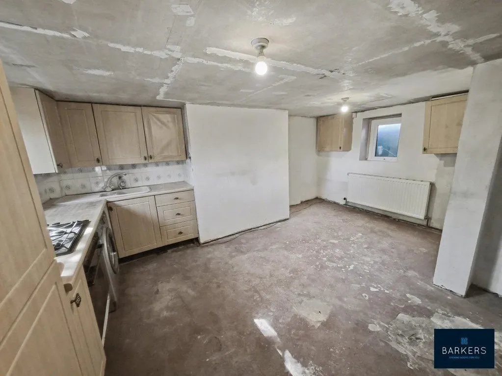 Maxwell Avenue, Batley WF17 7LJ, photo 6