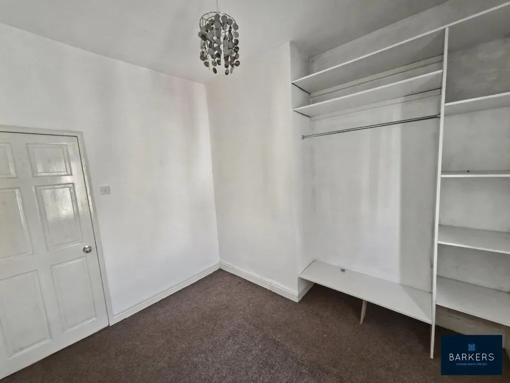 Maxwell Avenue, Batley WF17 7LJ, photo 8