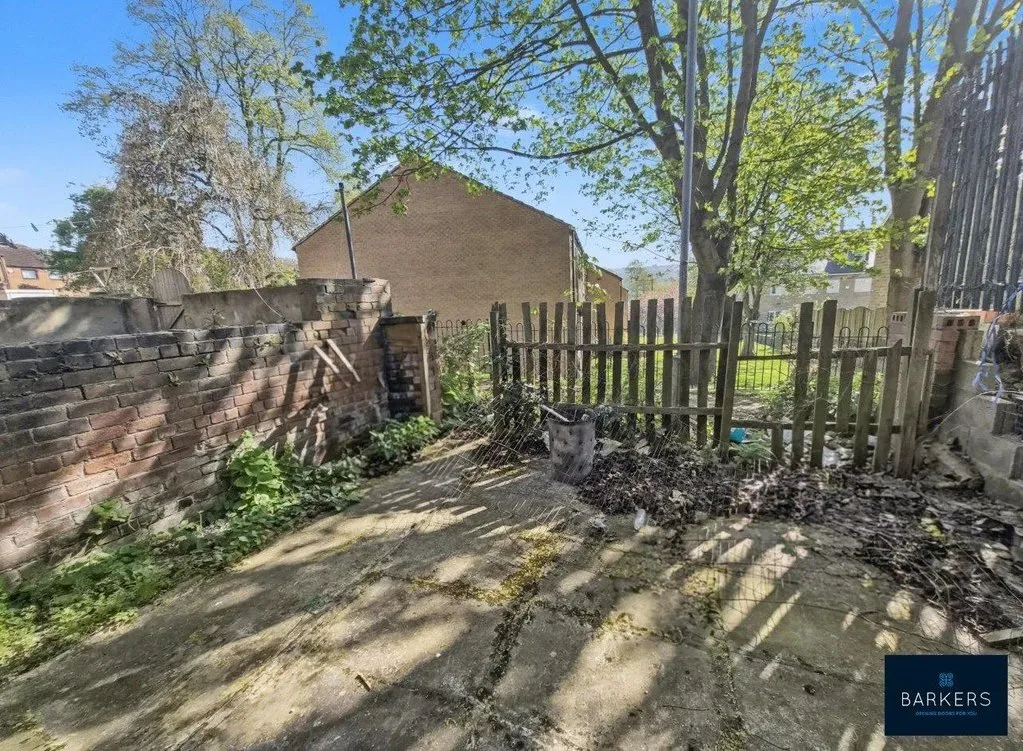 Maxwell Avenue, Batley WF17 7LJ, photo 2