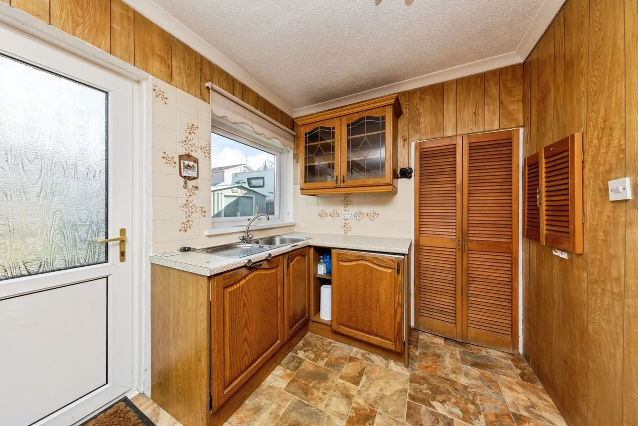 Sussex Road, Burry Port, SA16, photo 13