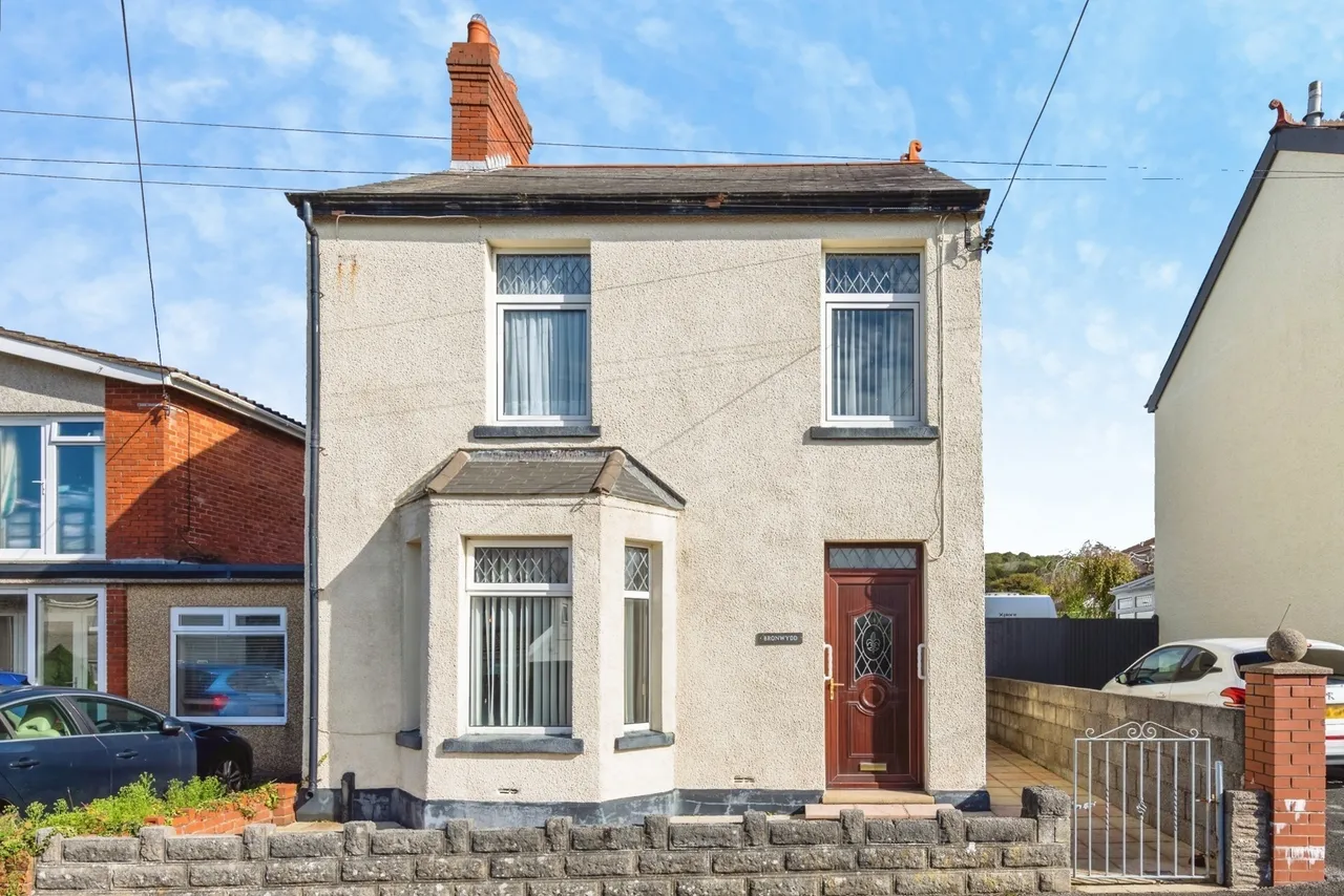 3 bed house for sale, Sussex Road, Burry Port, SA16