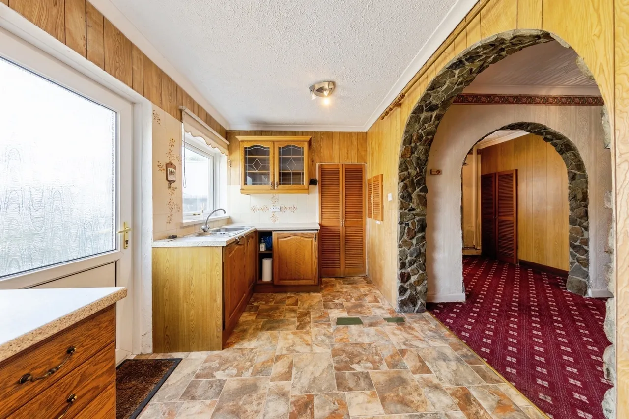 Sussex Road, Burry Port, SA16, photo 14
