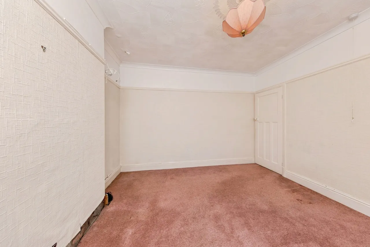 Sussex Road, Burry Port, SA16, photo 17