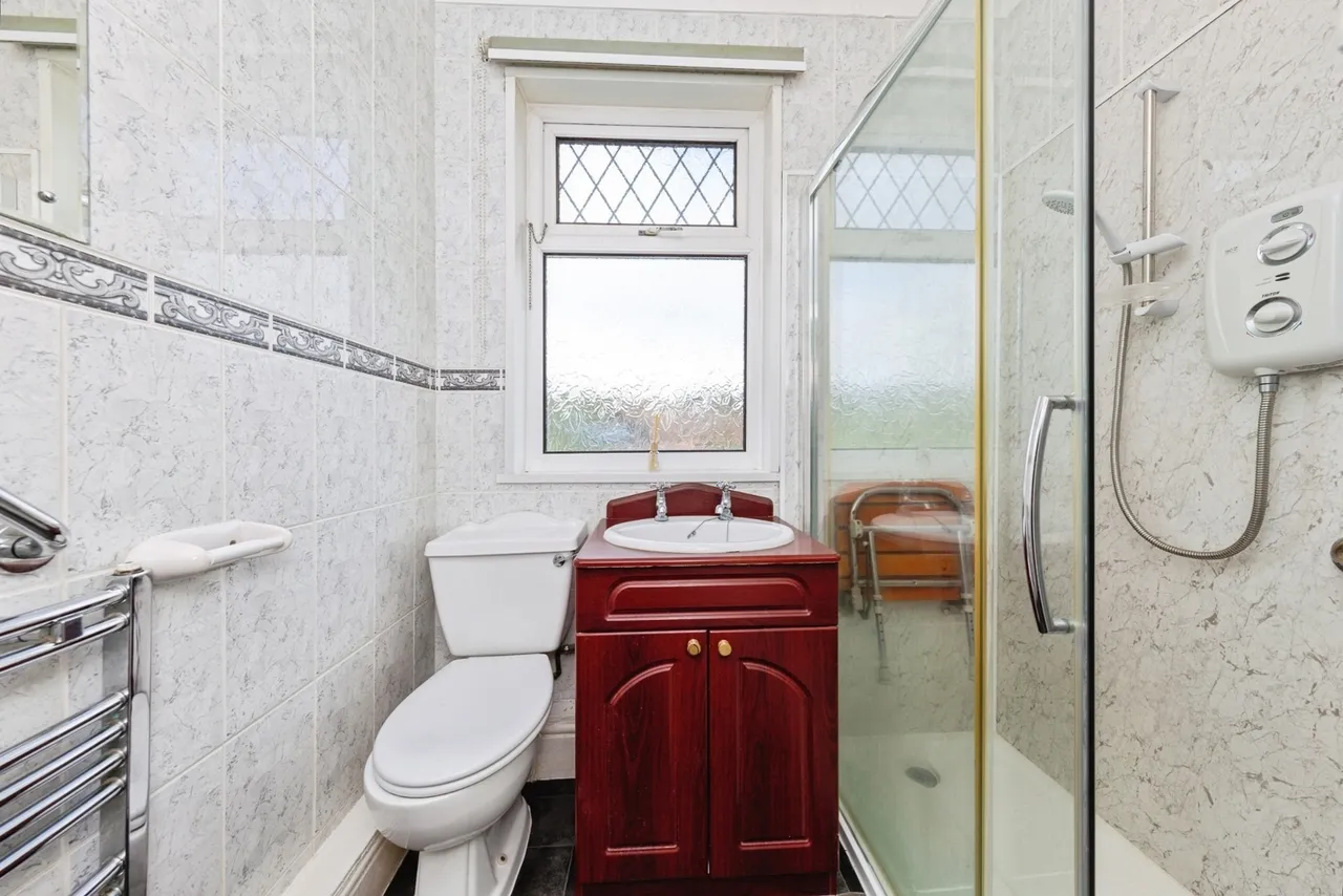 Sussex Road, Burry Port, SA16, photo 22