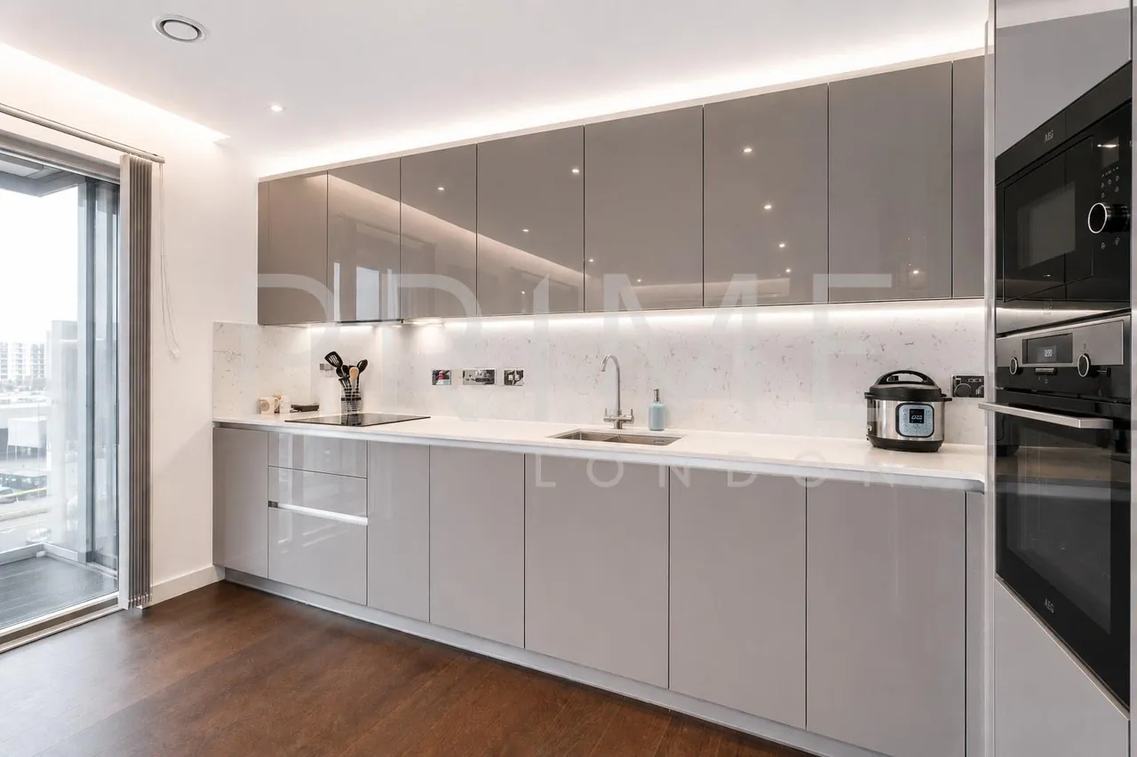 Lexington Gardens, Nine Elms, SW11, photo 3