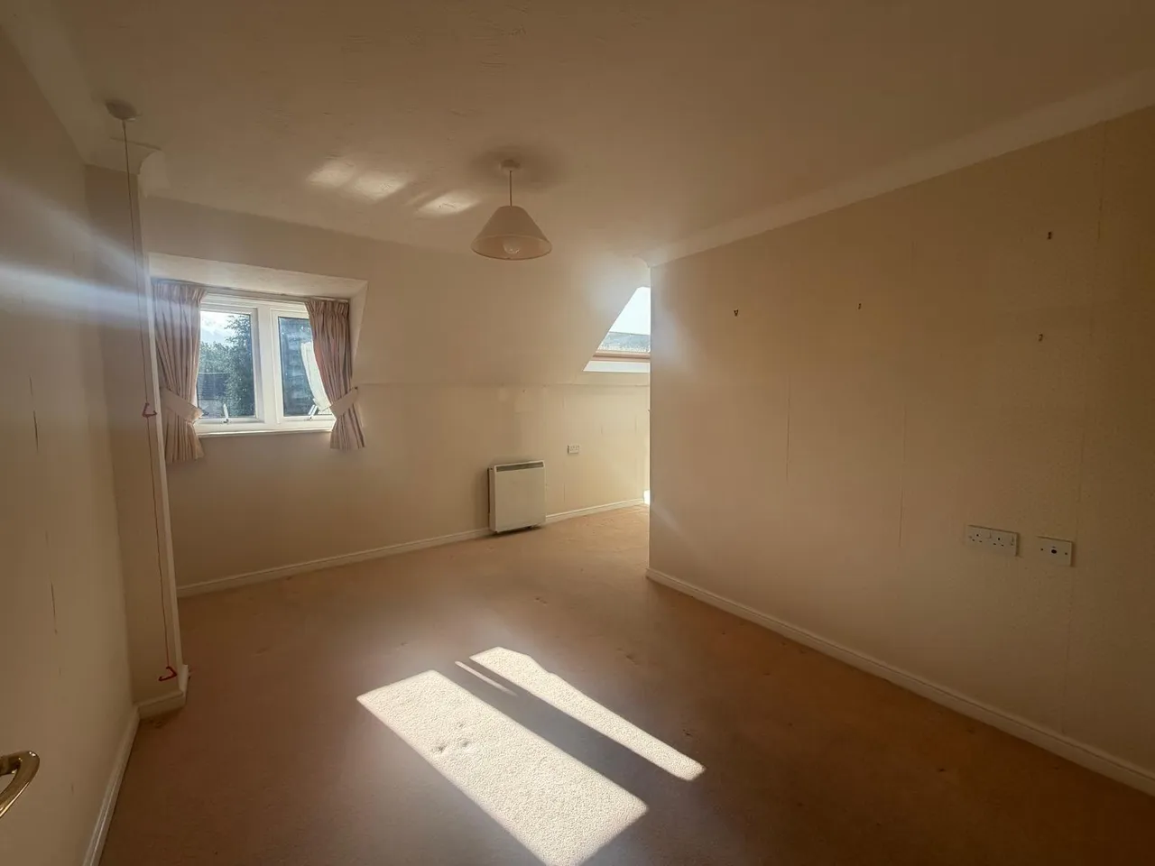 2 bed flat to rent, Beech Street, Bingley, BD16