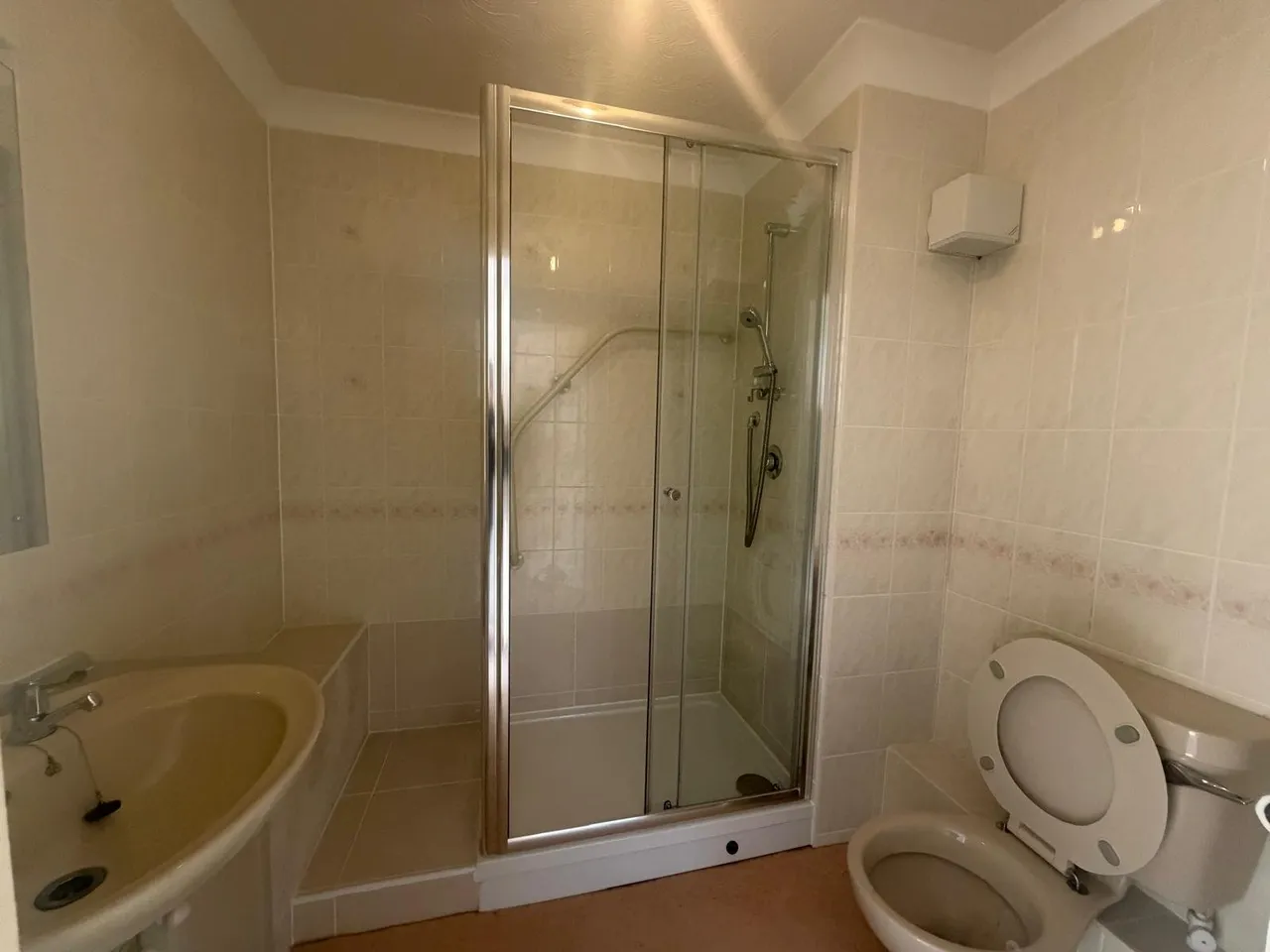 Beech Street, Bingley, BD16, photo 3