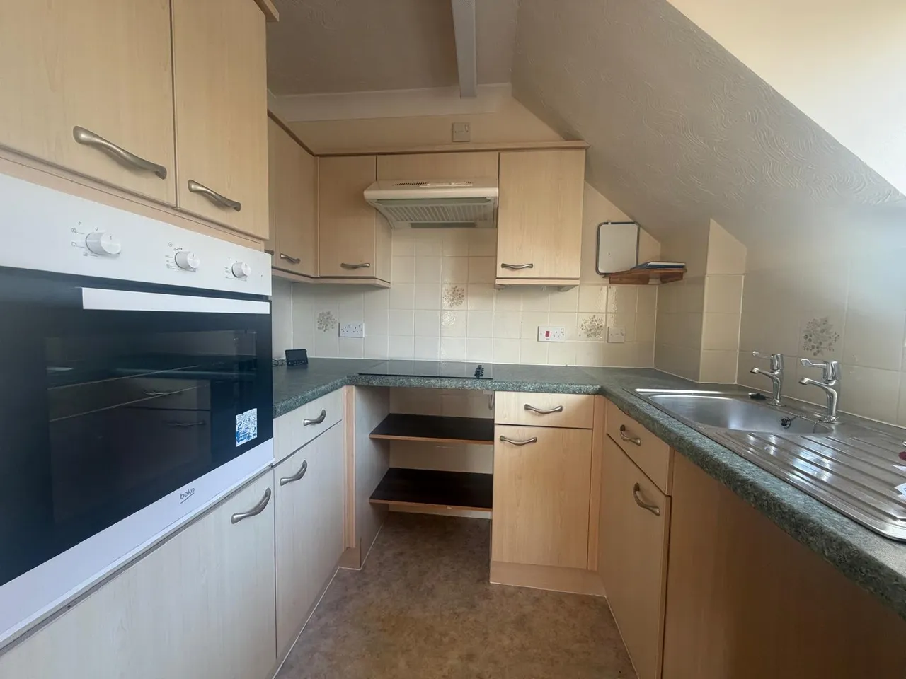 Beech Street, Bingley, BD16, photo 5