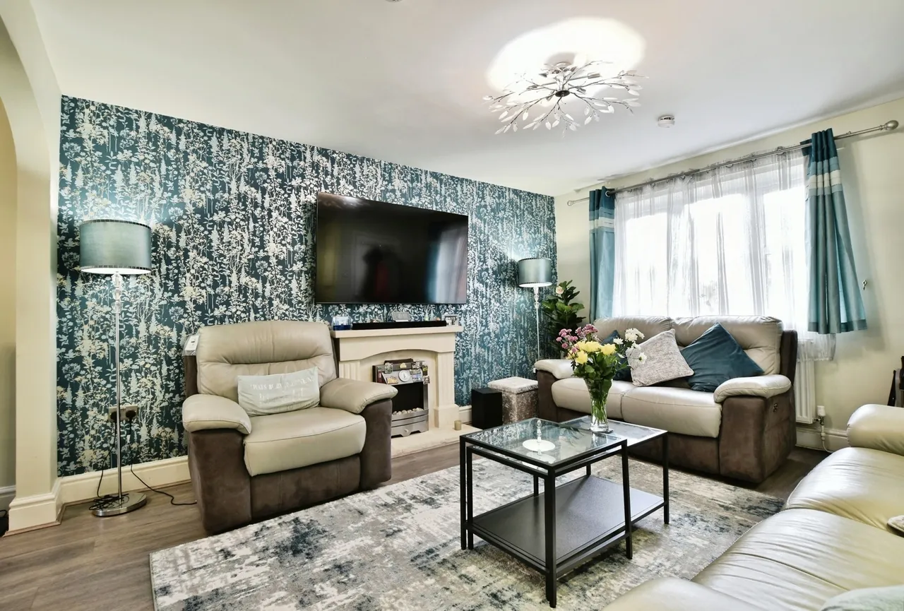 Medway Crescent, Altrincham, WA14, photo 4