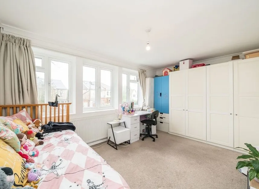 Nelson Road, Twickenham, TW2, photo 4