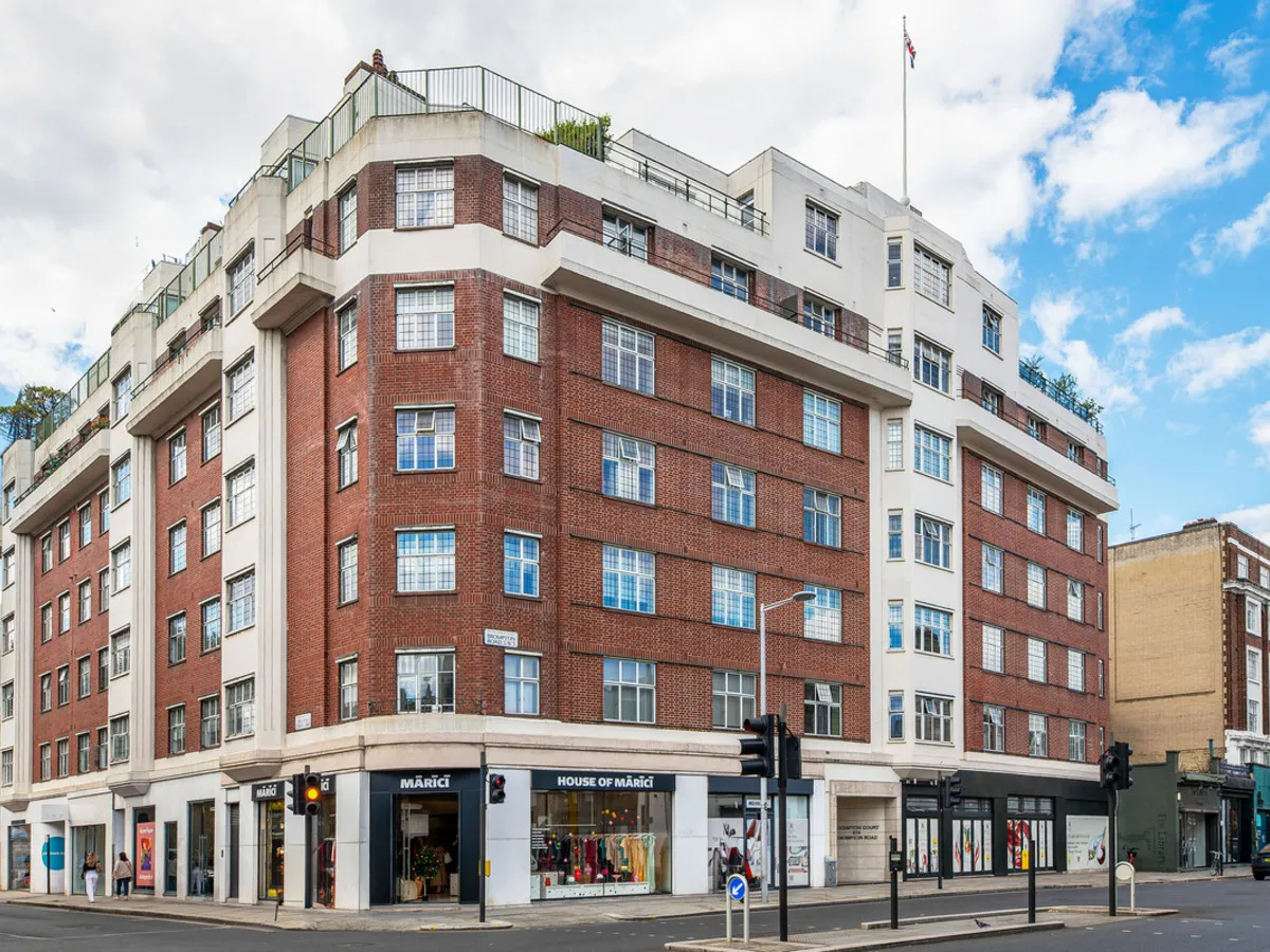 Brompton Road, London, SW3, photo 8