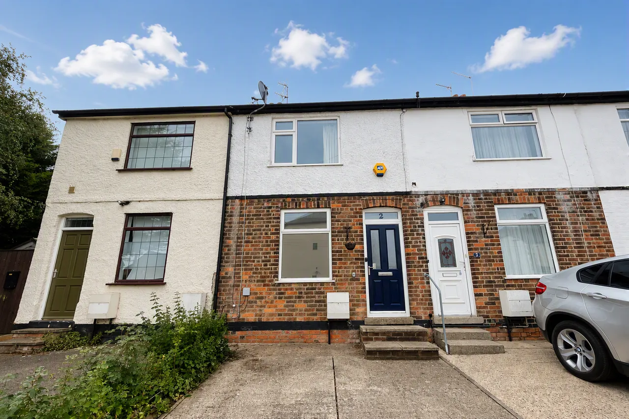 2 bed house to rent, Bede-Ling, West Bridgford, NG2