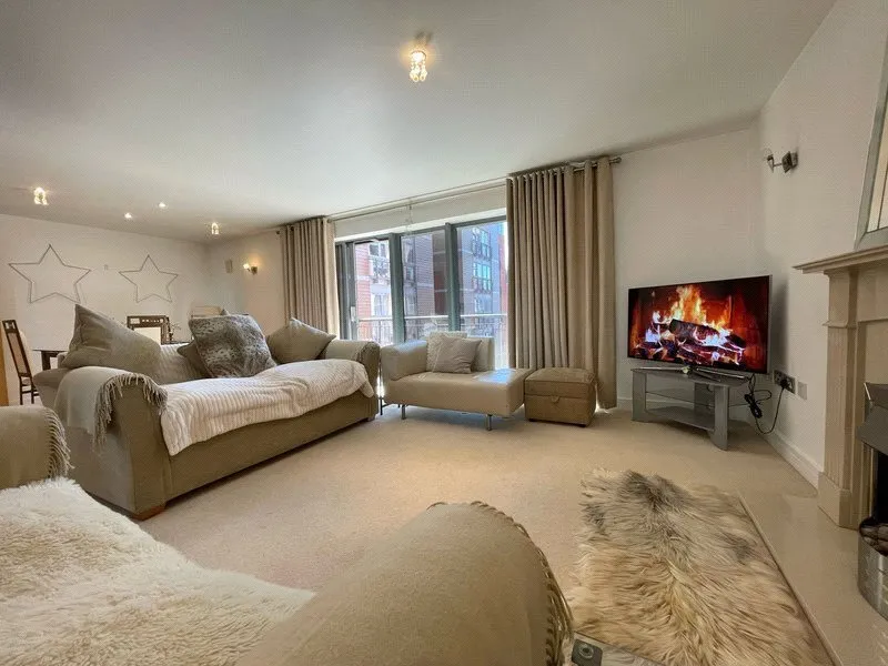 3 bed flat for sale, Newhall Street, Birmingham, B3