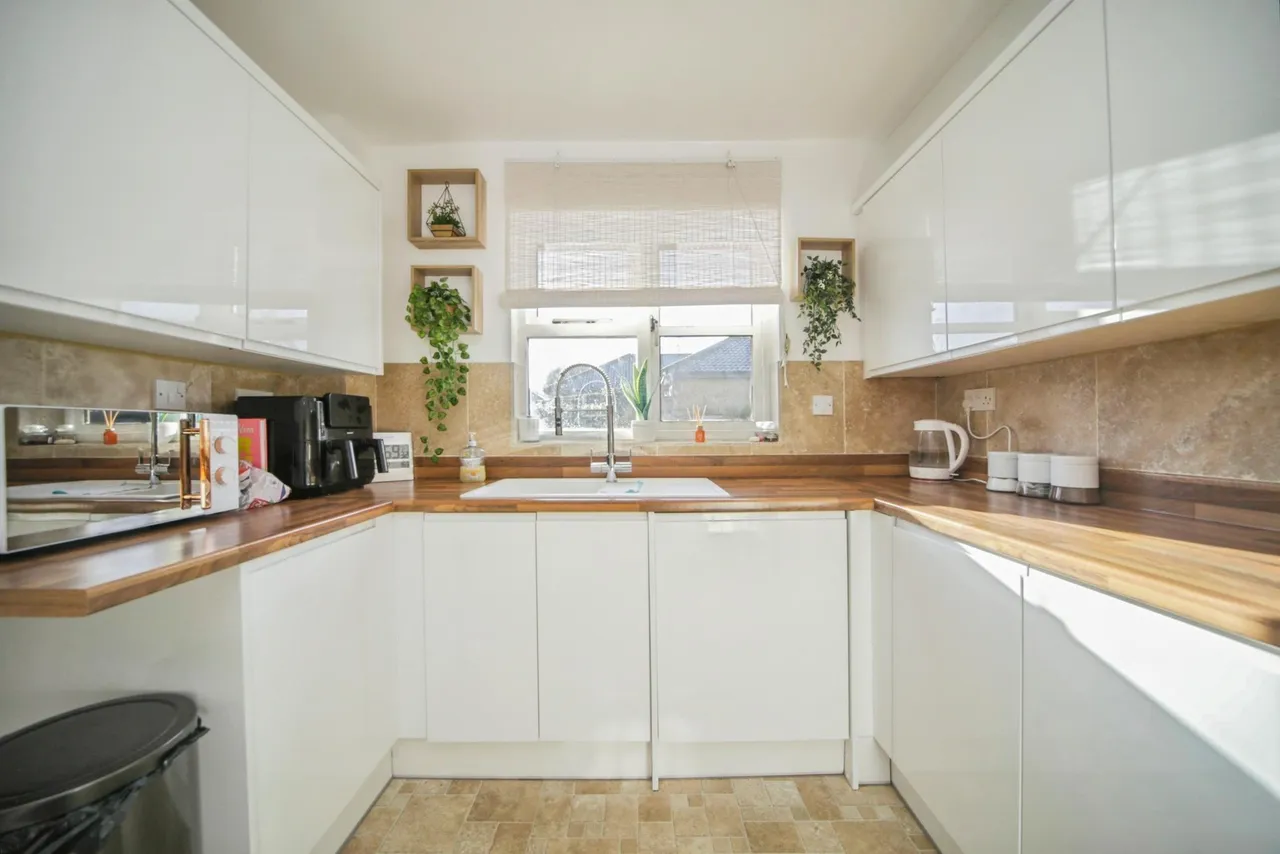 Henley Close, Saxmundham, IP17, photo 4