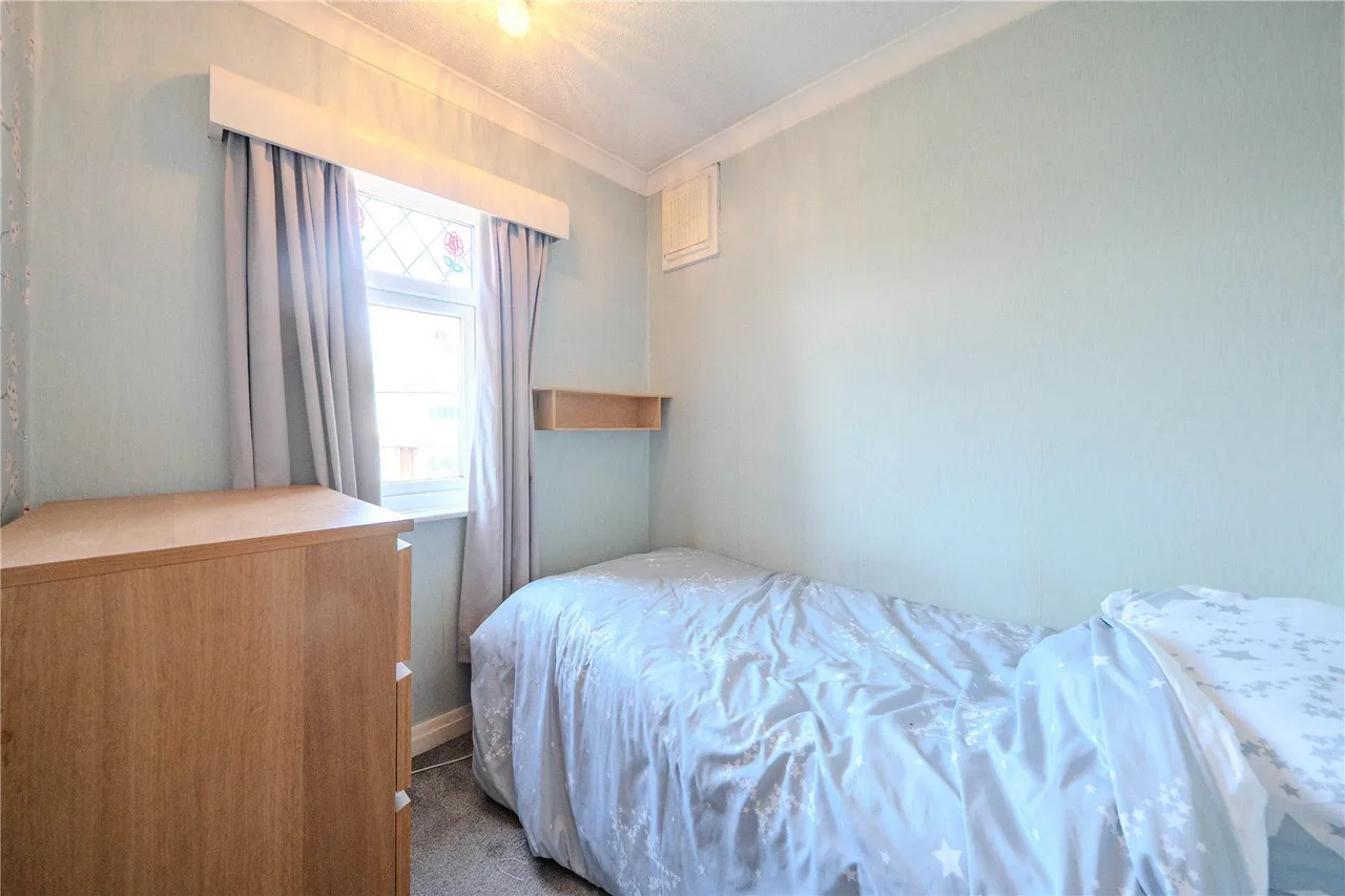 Deneway, Stanningley, LS28, photo 6