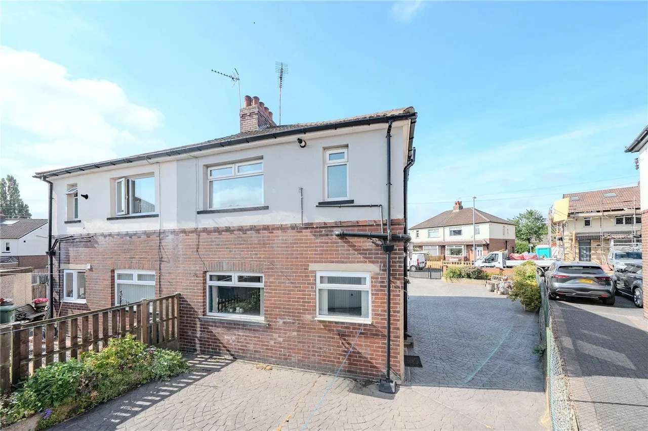 Deneway, Stanningley, LS28, photo 9