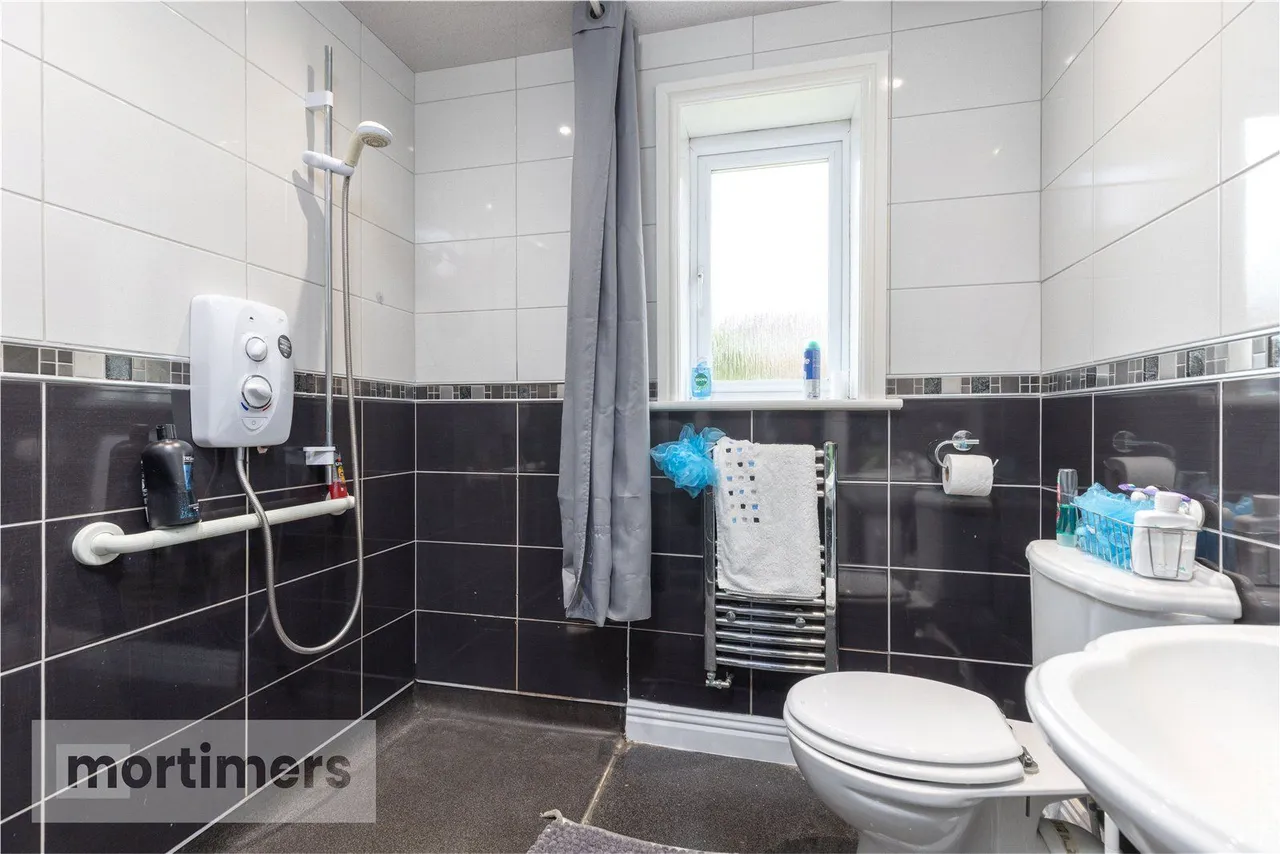 Taylor Avenue, Blackburn, BB2, photo 18