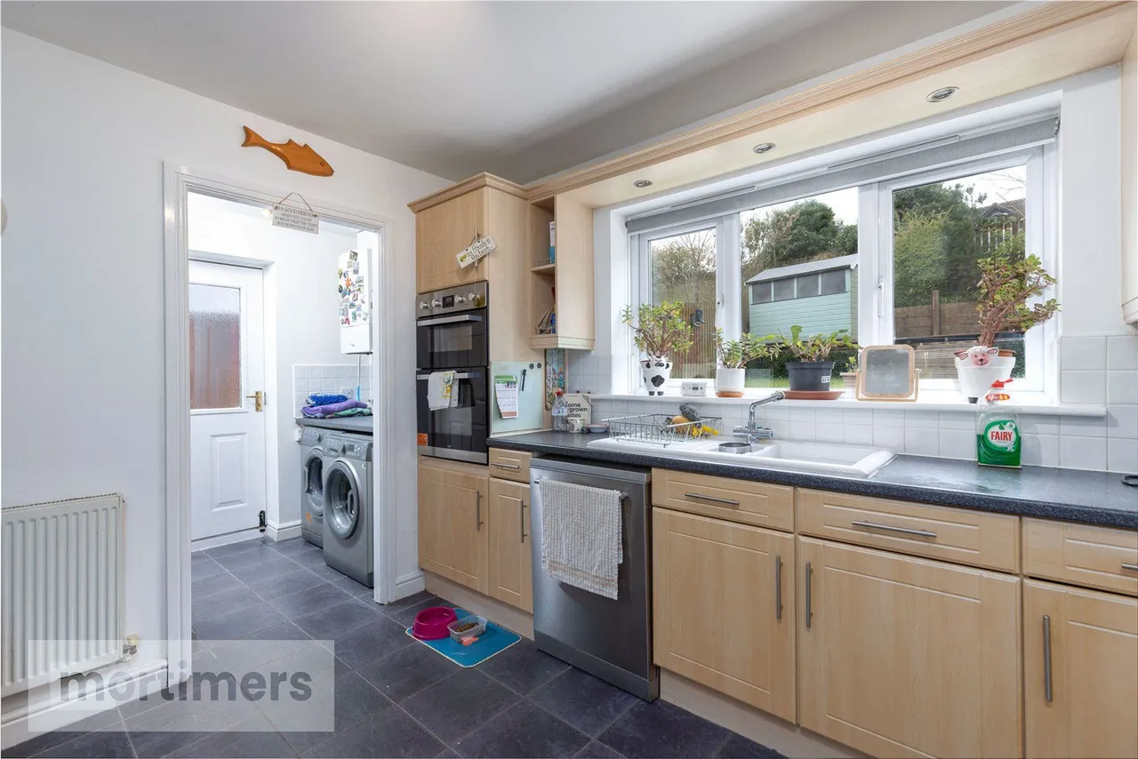 Taylor Avenue, Blackburn, BB2, photo 9