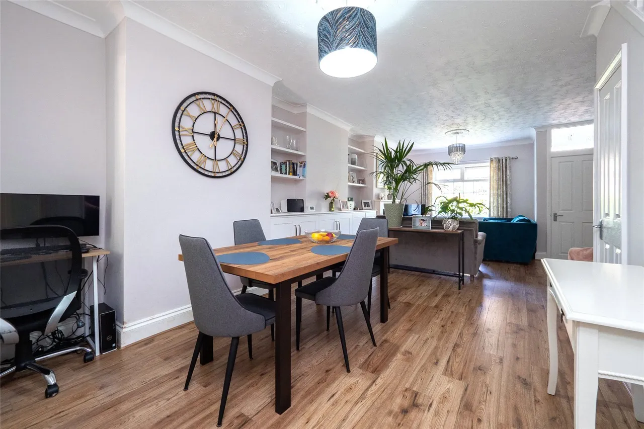Reading Road, Reading Road Sutton Sutton Surrey, Sutton, Surrey, SM14RW, photo 5