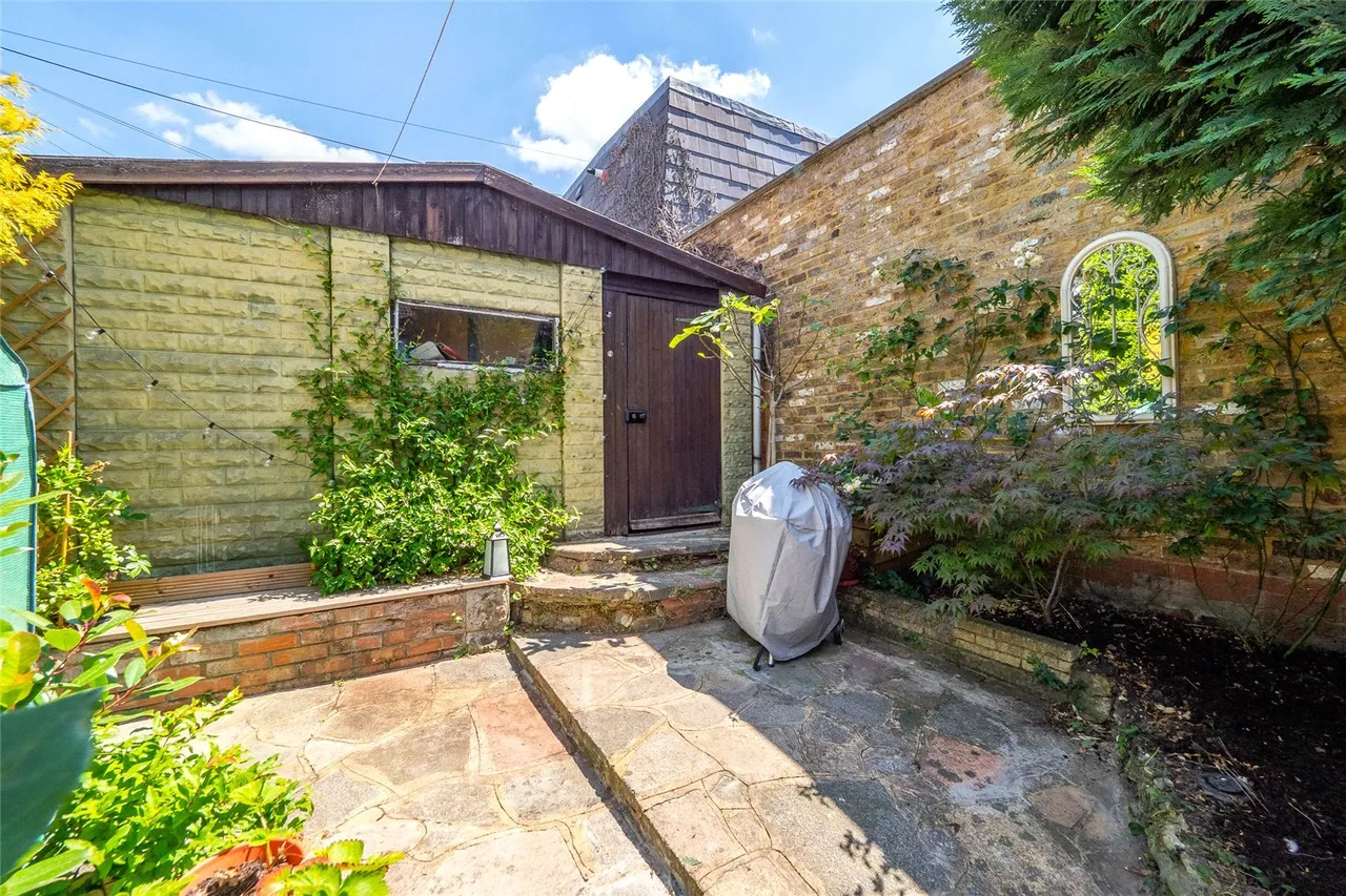Reading Road, Reading Road Sutton Sutton Surrey, Sutton, Surrey, SM14RW, photo 10
