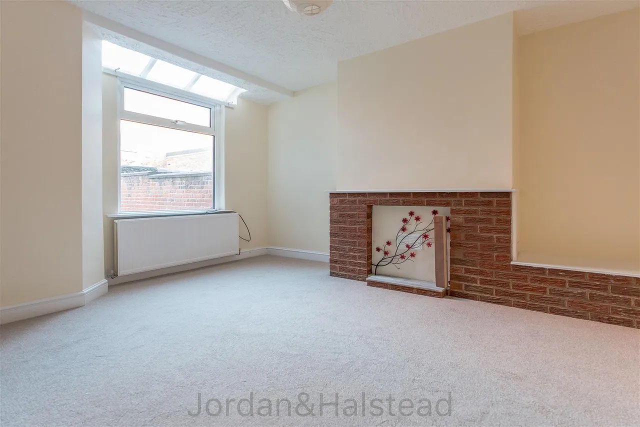 West Street, Hoole, Chester, Cheshire, CH2 3PS, photo 2