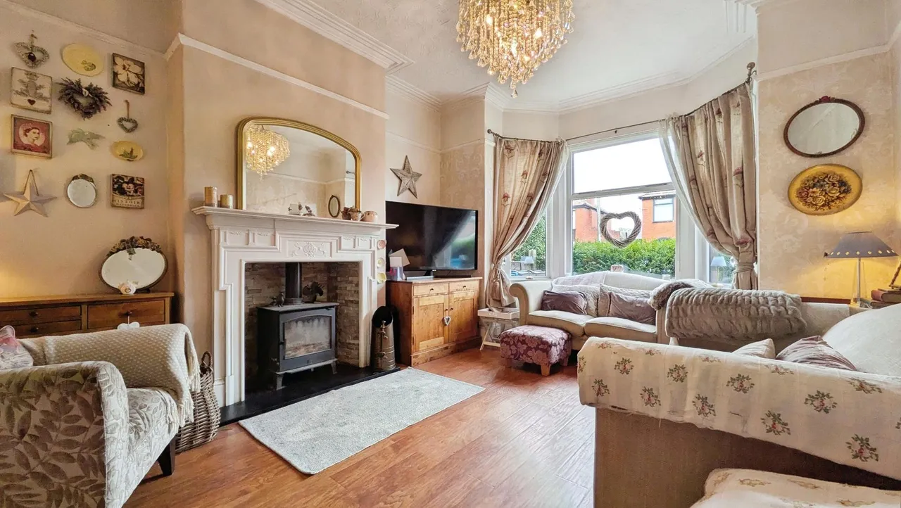3 bed house for sale, Moston Lane East, New Moston, M40