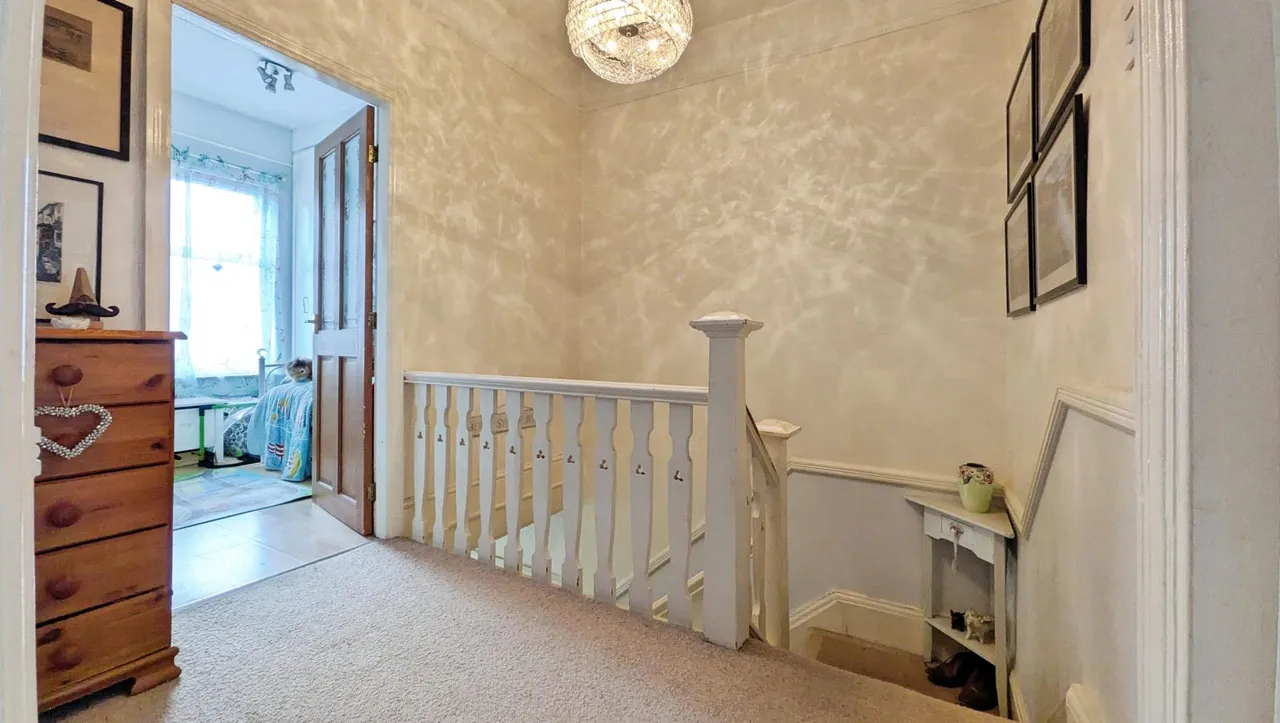 Moston Lane East, New Moston, M40, photo 16