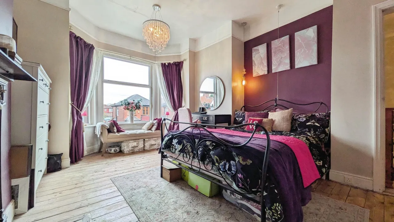 Moston Lane East, New Moston, M40, photo 18