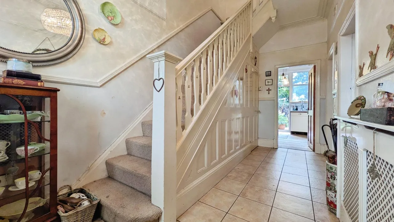 Moston Lane East, New Moston, M40, photo 3