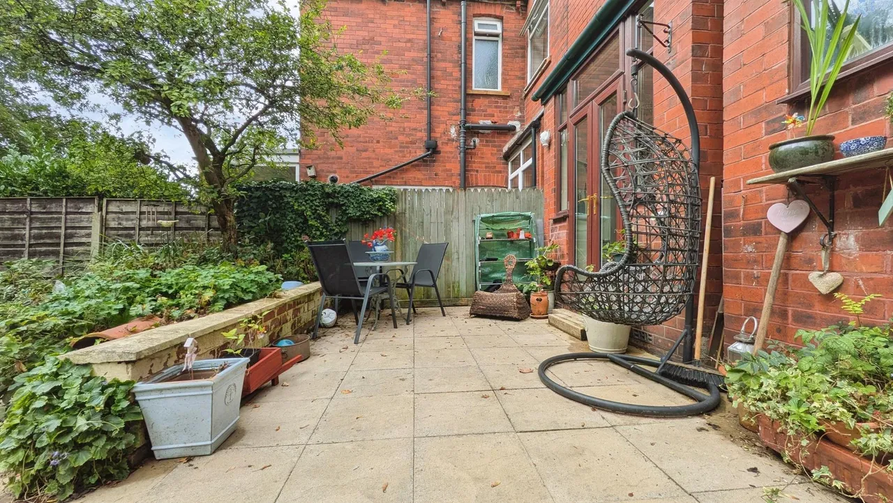 Moston Lane East, New Moston, M40, photo 30