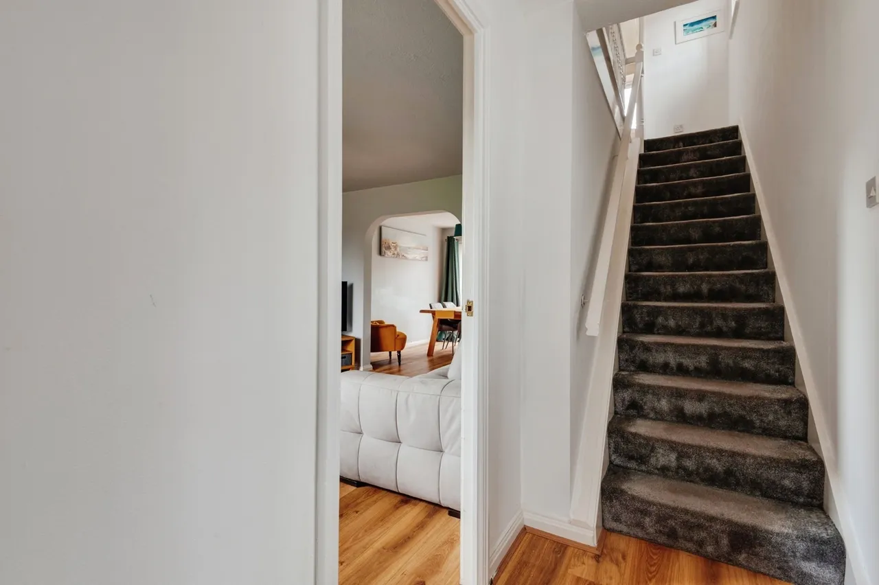 Ledbury Close, Liverpool, L12, photo 2