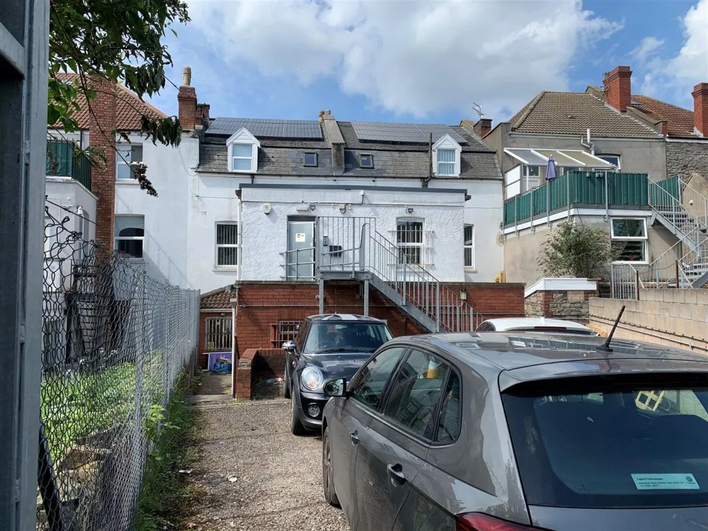 Fishponds Road, Fishponds, Bristol, BS16 3UA, photo 4