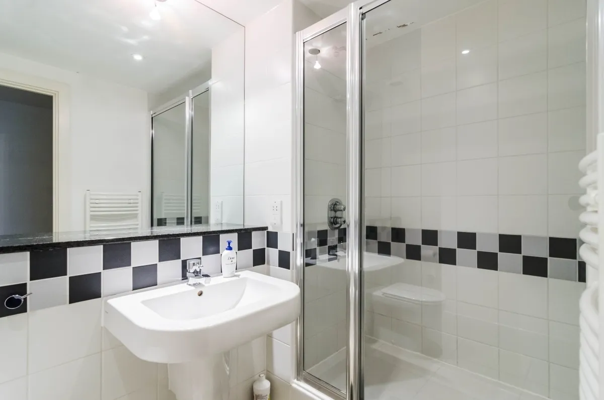 12 Leyden Street London E1, photo 8