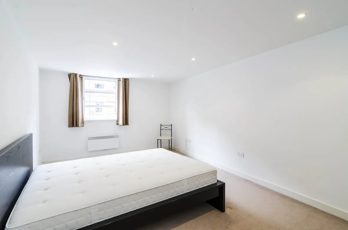 12 Leyden Street London E1, photo 5