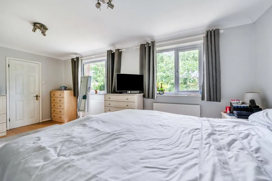 Verran Road, Camberley, GU15, photo 11